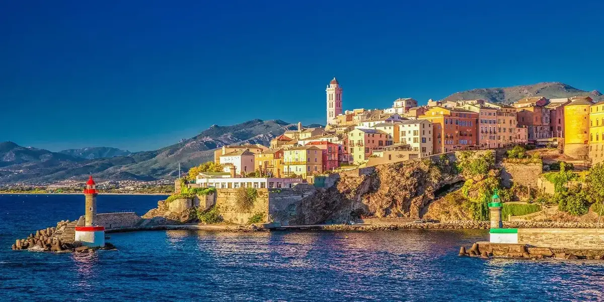 Destinazione traghetti: Bastia