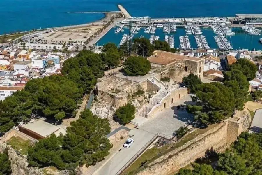 Destinazione traghetti: Dénia