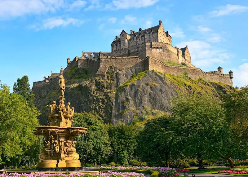 Traghetti e guida di Edinburgh: porto e collegamenti in traghetto