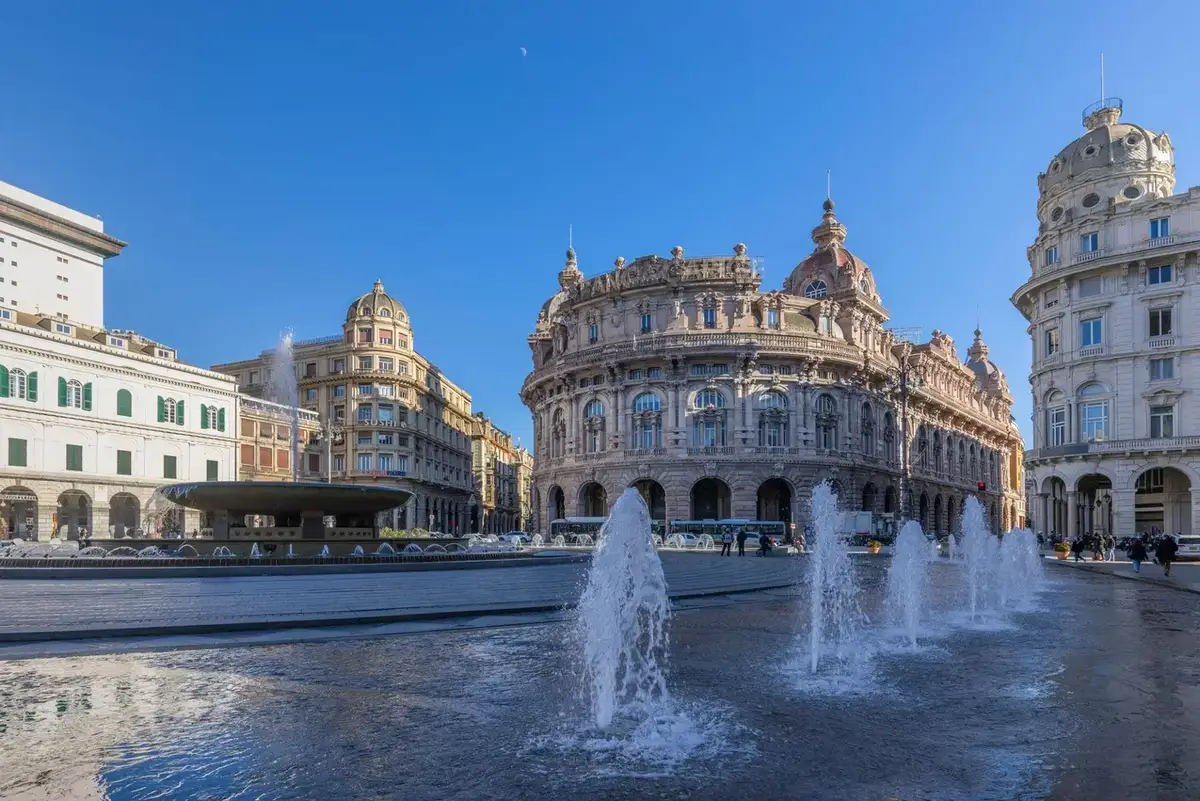 Destinazione traghetti: Genova