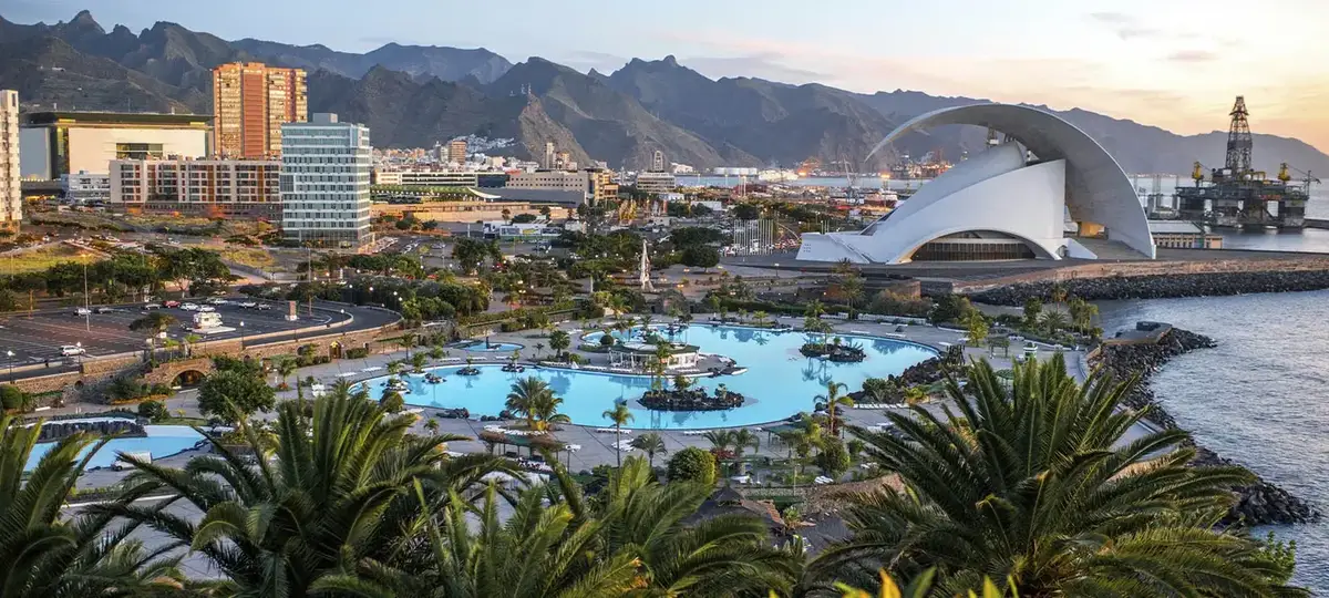 Traghetti e guida di Santa Cruz de Tenerife: porto e collegamenti in traghetto