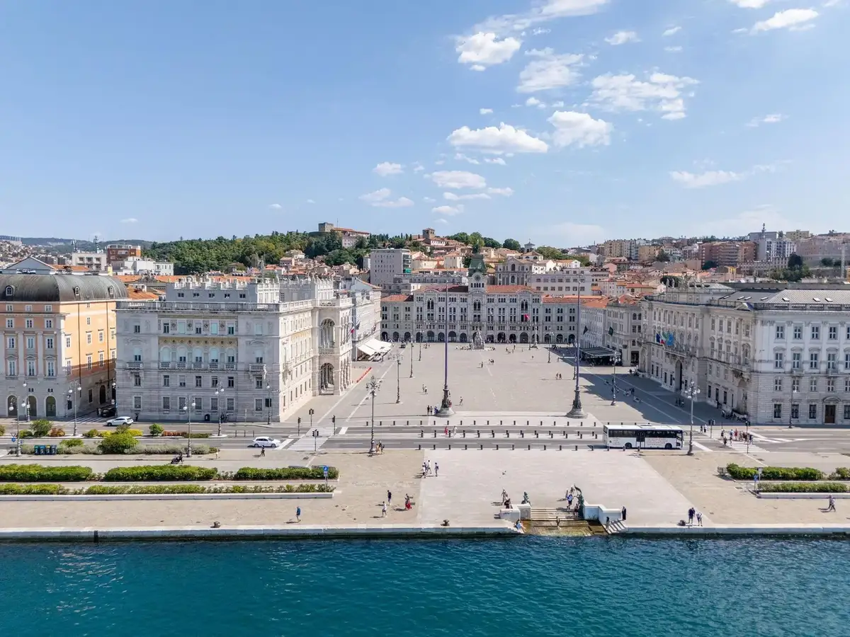 Destinazione traghetti: Trieste