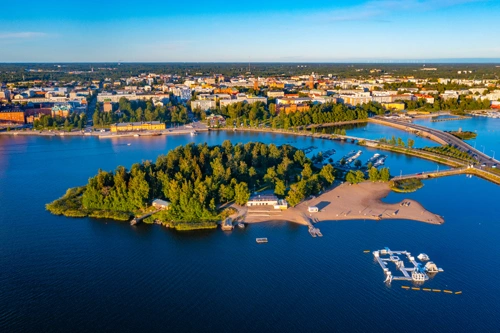 Traghetti e guida di Vaasa: porto e collegamenti in traghetto