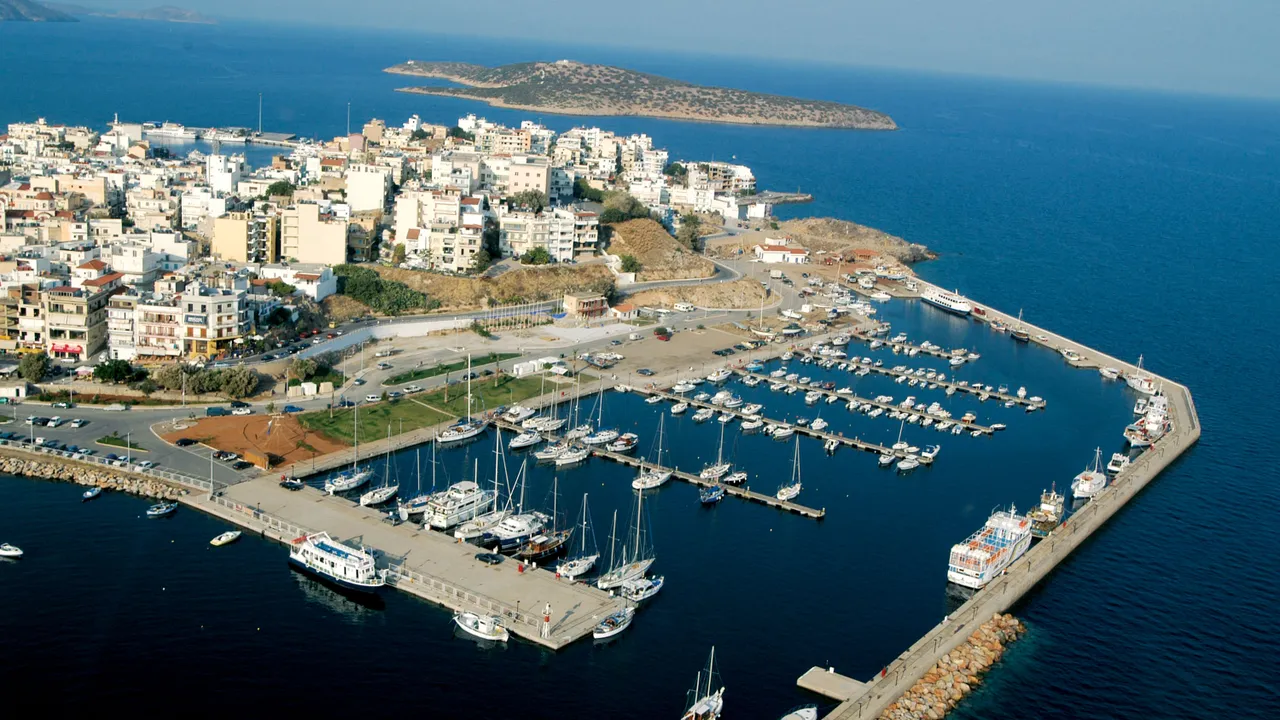 Destinazione traghetti: Agios Nikolaos, Zakynthos