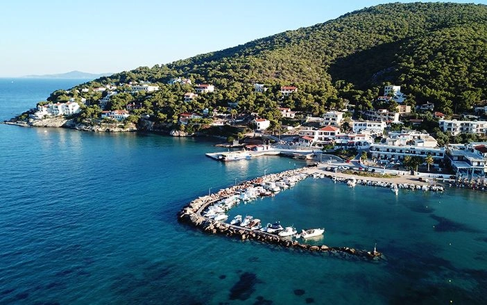 Destinazione traghetti: Agistri