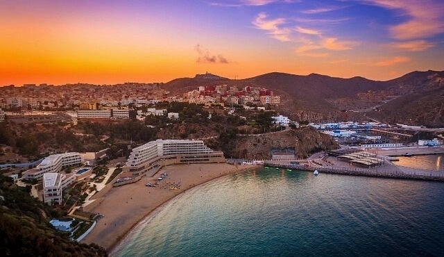 Porto di Al Hoceima e costa mediterranea
