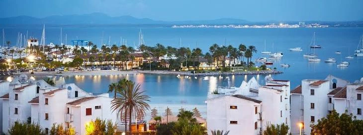 Organizza il viaggio da Sète a Alcúdia: rotta e viaggio in traghetto