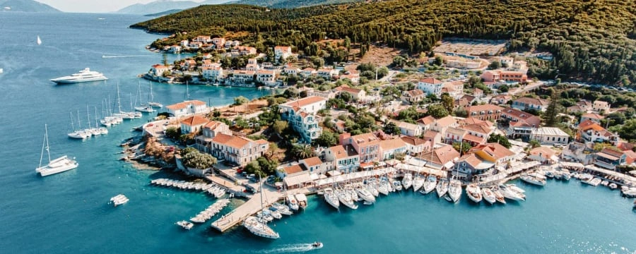 Destinazione traghetti: Fiskardo, Kefalonia