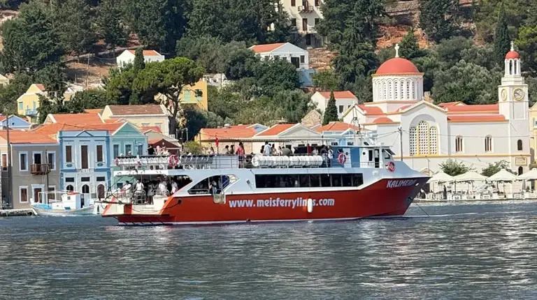 Destinazione traghetti: Kastellorizo