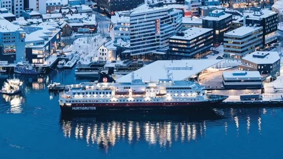 Organizza il viaggio da Bergen a Kirkenes: rotta e viaggio in traghetto
