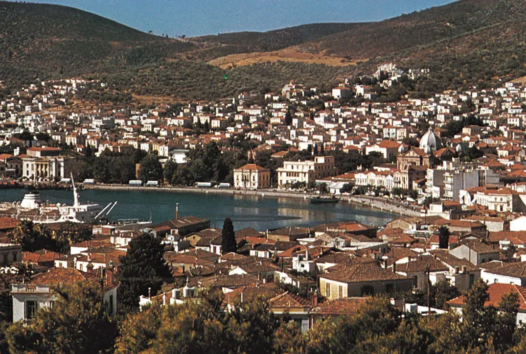 Destinazione traghetti: Mytilene