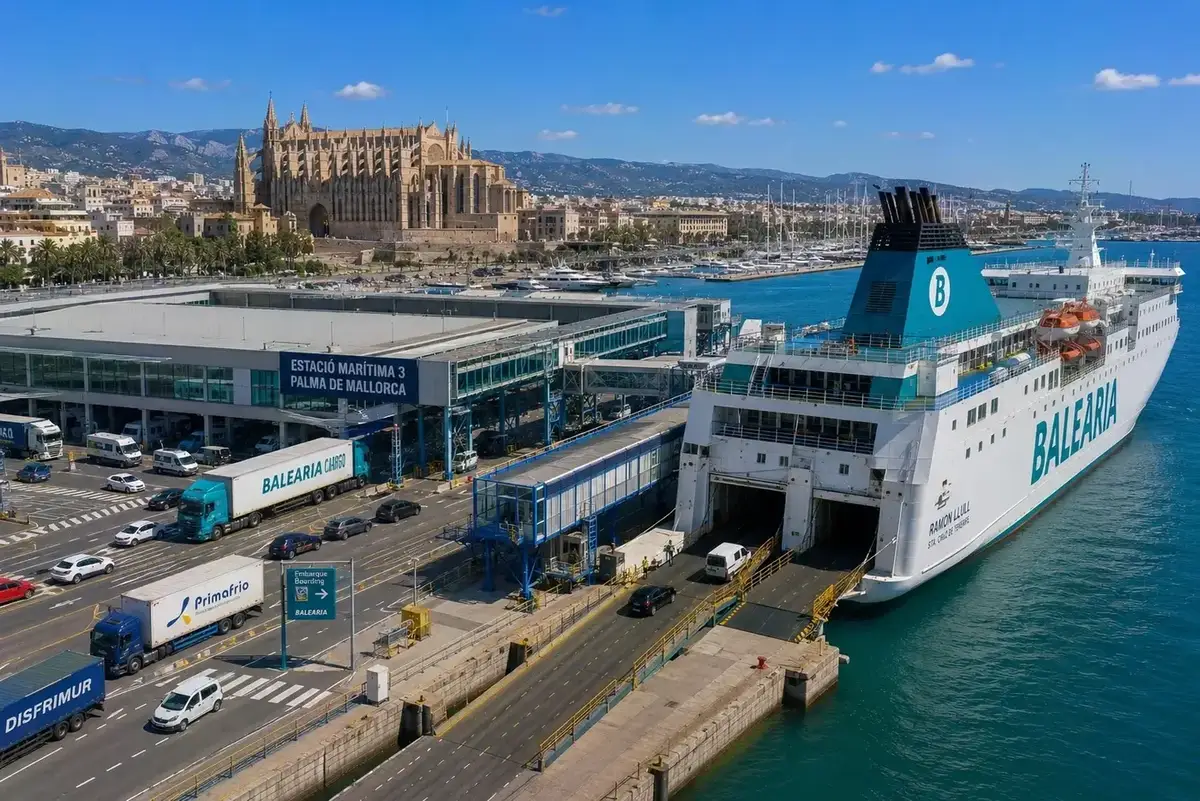 Porto dei traghetti di Palma: rotta e viaggio in traghetto