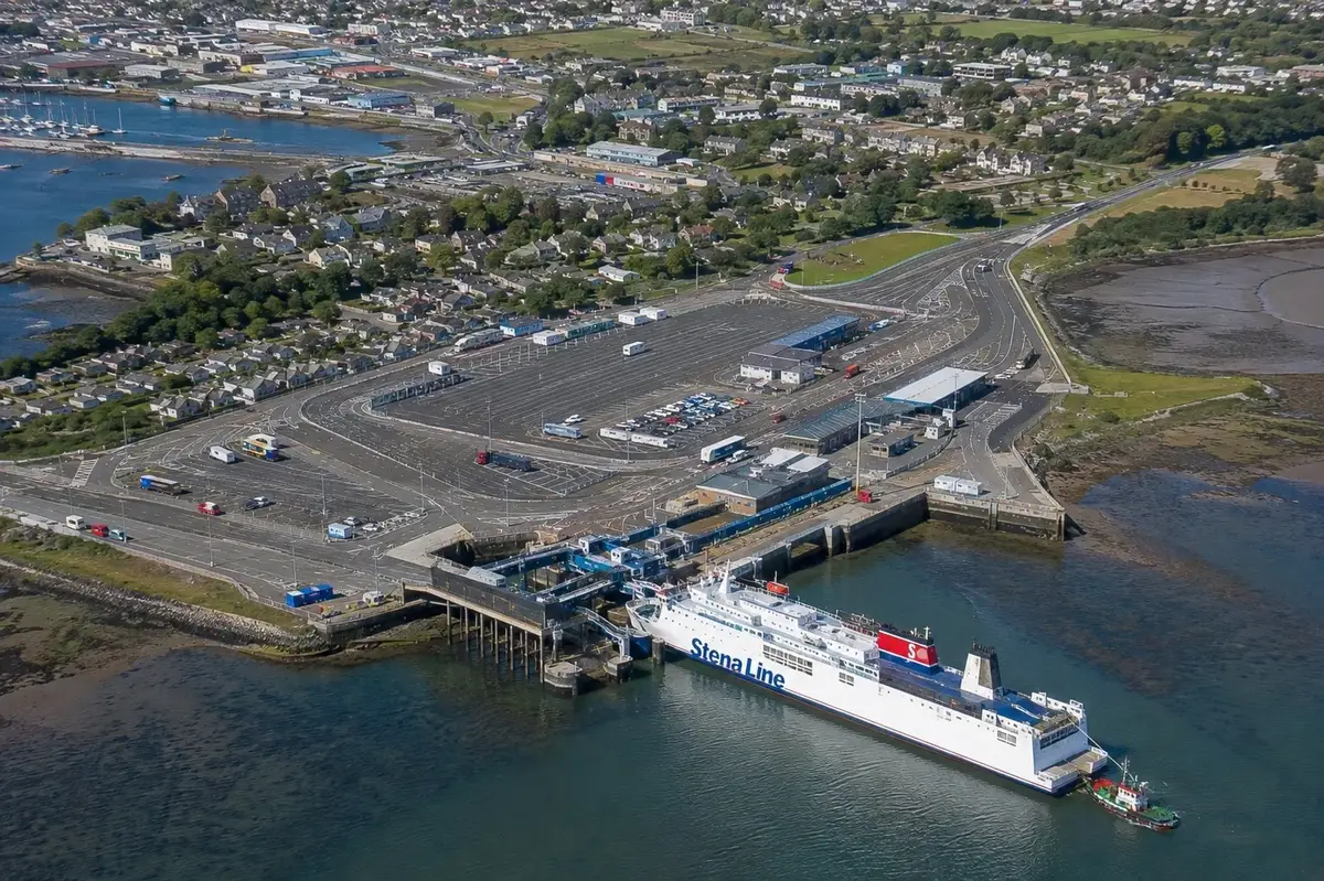 Traghetto da Pembroke a Rosslare: rotta e viaggio in traghetto
