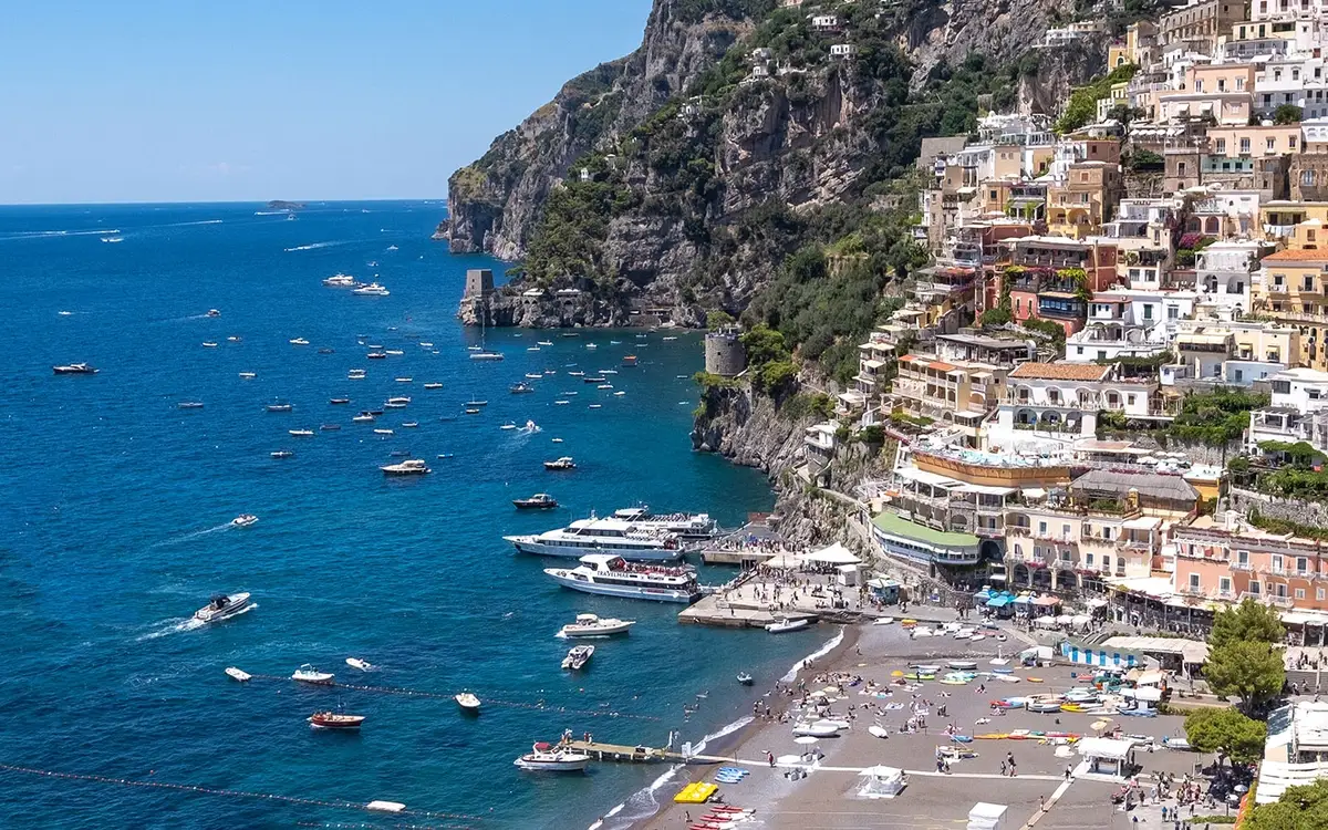 Destinazione traghetti: Sorrento