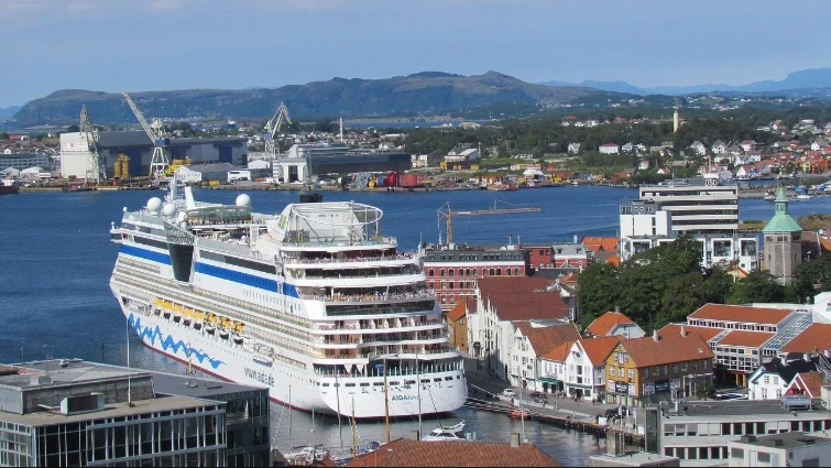 Organizza il viaggio da Hirtshals a Stavanger: rotta e viaggio in traghetto