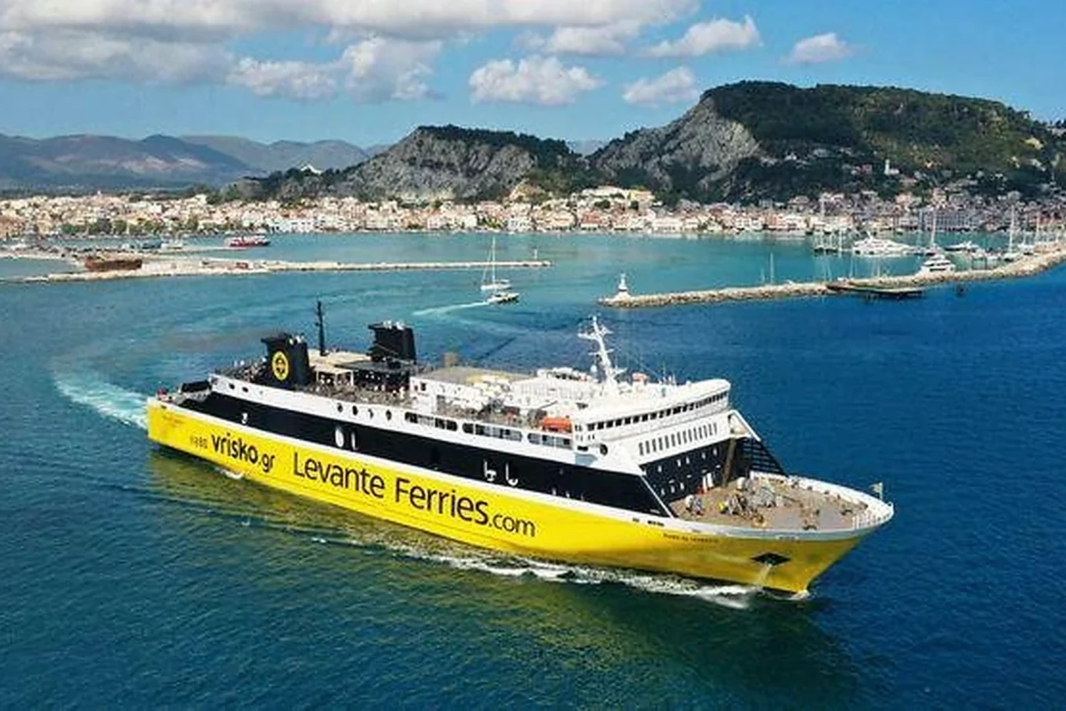 Levante Ferries: traghetto, rotte e servizi passeggeri