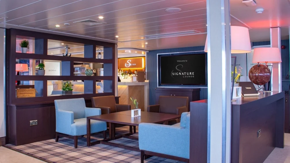 Signature Lounge a bordo di un traghetto Red Funnel