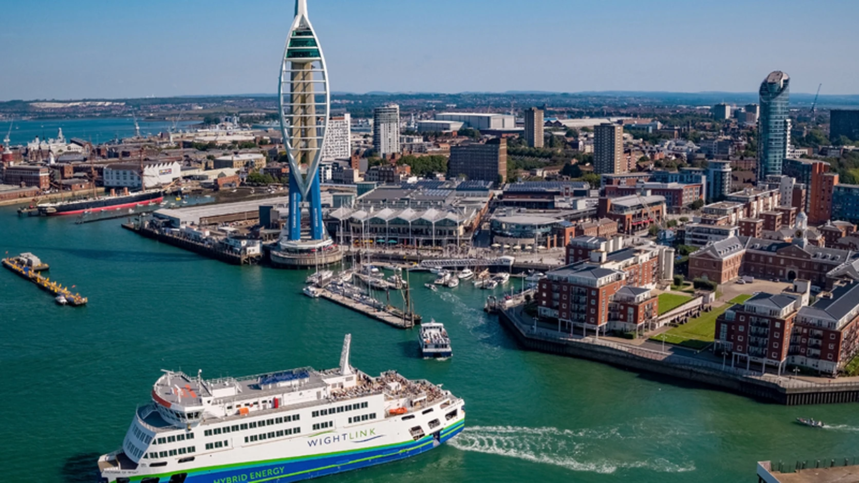 Portsmouth: traghetto, rotte e servizi passeggeri