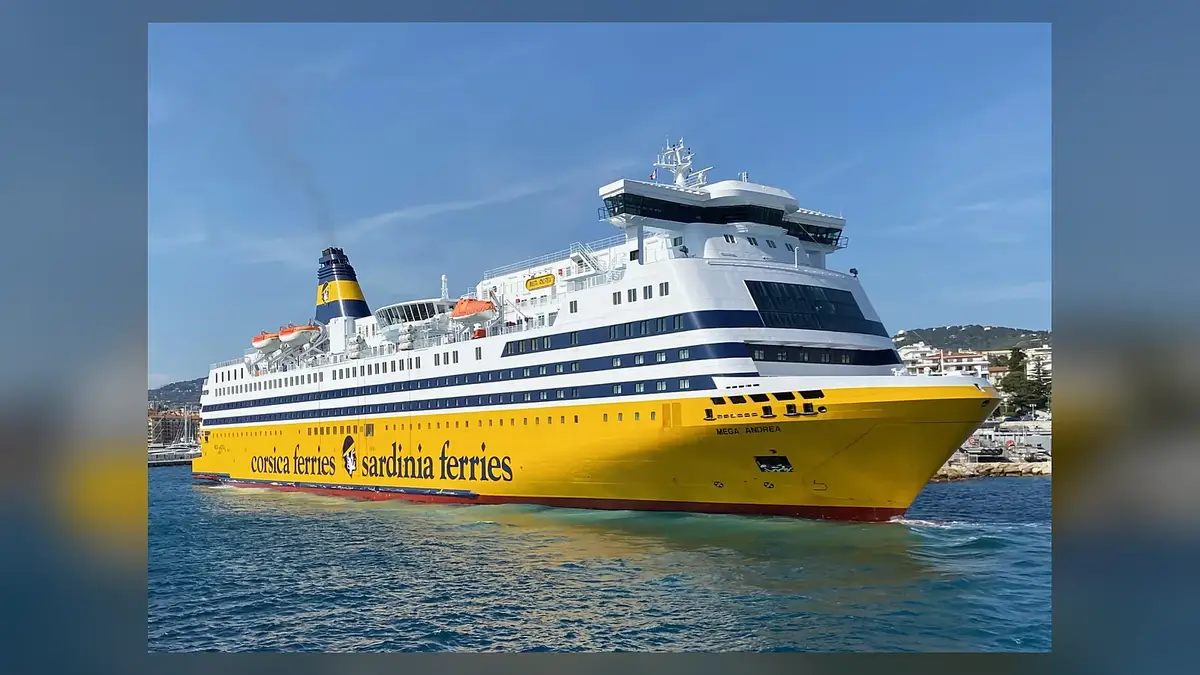 Corsica Ferries: traghetto, rotte e servizi passeggeri