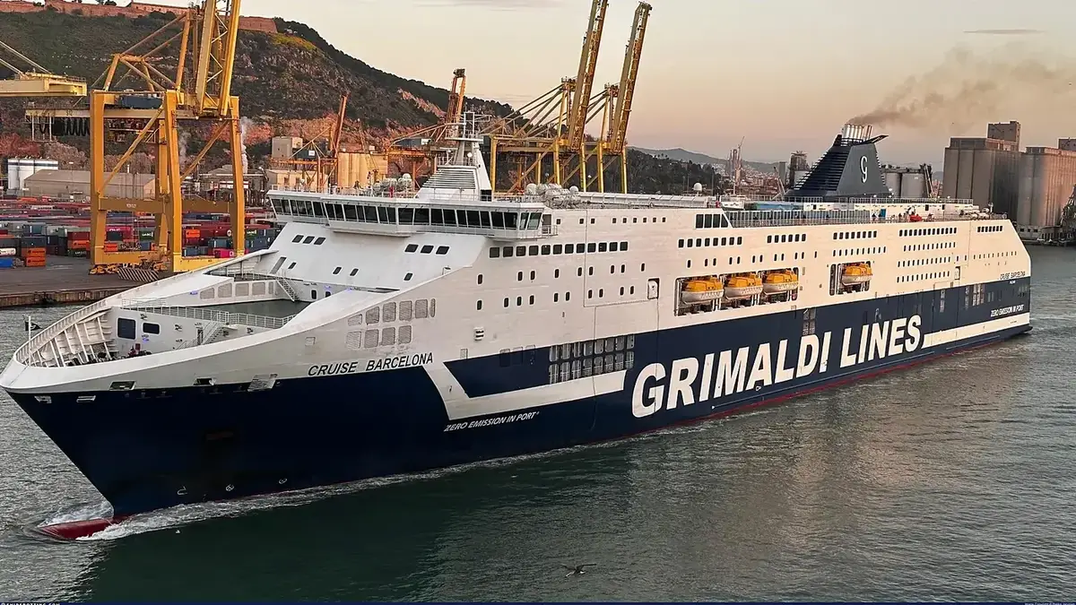 Traghetto Grimaldi Lines